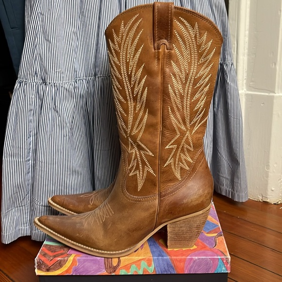 Excellent Condition Leather Cowboy Boots size 8.5 by Penny Loves Kenny - Picture 1 of 4